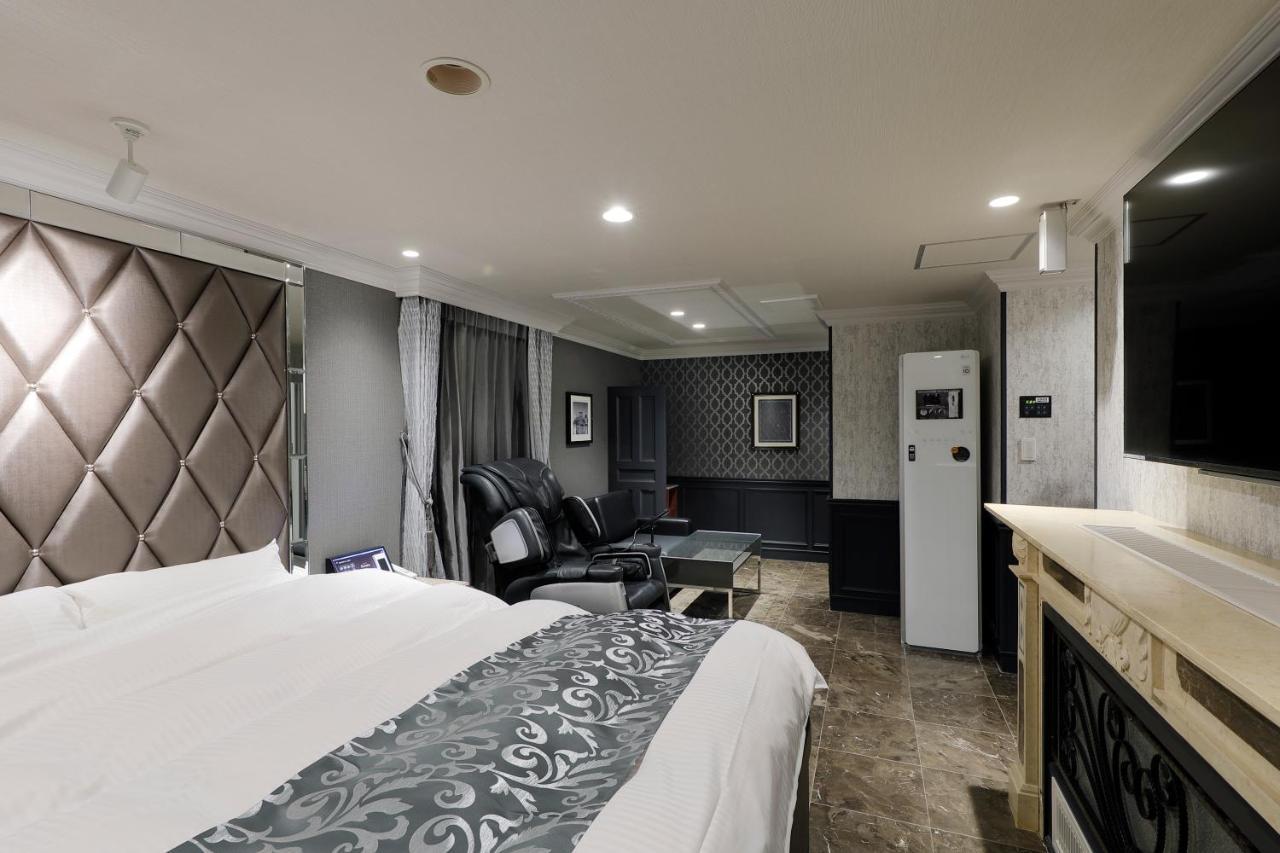 ホテルバースデーきよす店 Hotel Birthday Kiyosu Eksteriør bilde
